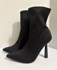 FOREVER 21 Black Pointed Toe Zip Ankle Bootie, Textile, Women s US 8 EU 39