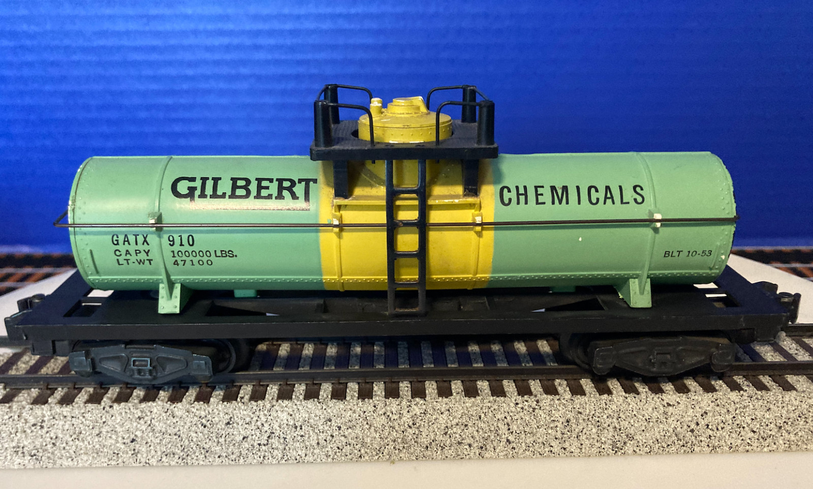 American Flyer S Gauge #910 Gilbert Chemical Tank Car VG cond. (1954)