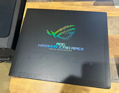 ASUS ROG Maximus Z790 Apex White   Rev A04   PARTS ONLY
