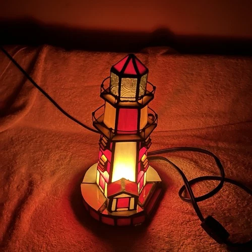 Vtg. Rare Tiffany style  Lamp stained glass lighthouse 9 1/2” Capeside coastal