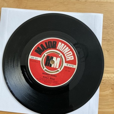 NEVILLE DICKIE  BRANDON BOUNCE / THE ROBINS RETURN -VINYL 7''  Major Minor MM644