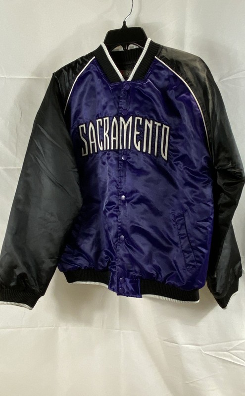 Vintage Nike Team Sacramento Kings Satin Bomber Jacket Boys XL 20 Purple NBA