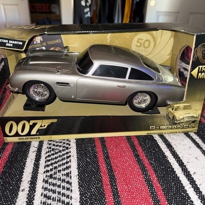 Toy State 2012 James Bond 007 Q-Branch Goldfinger Aston Martin DB5 SEE VIDEO