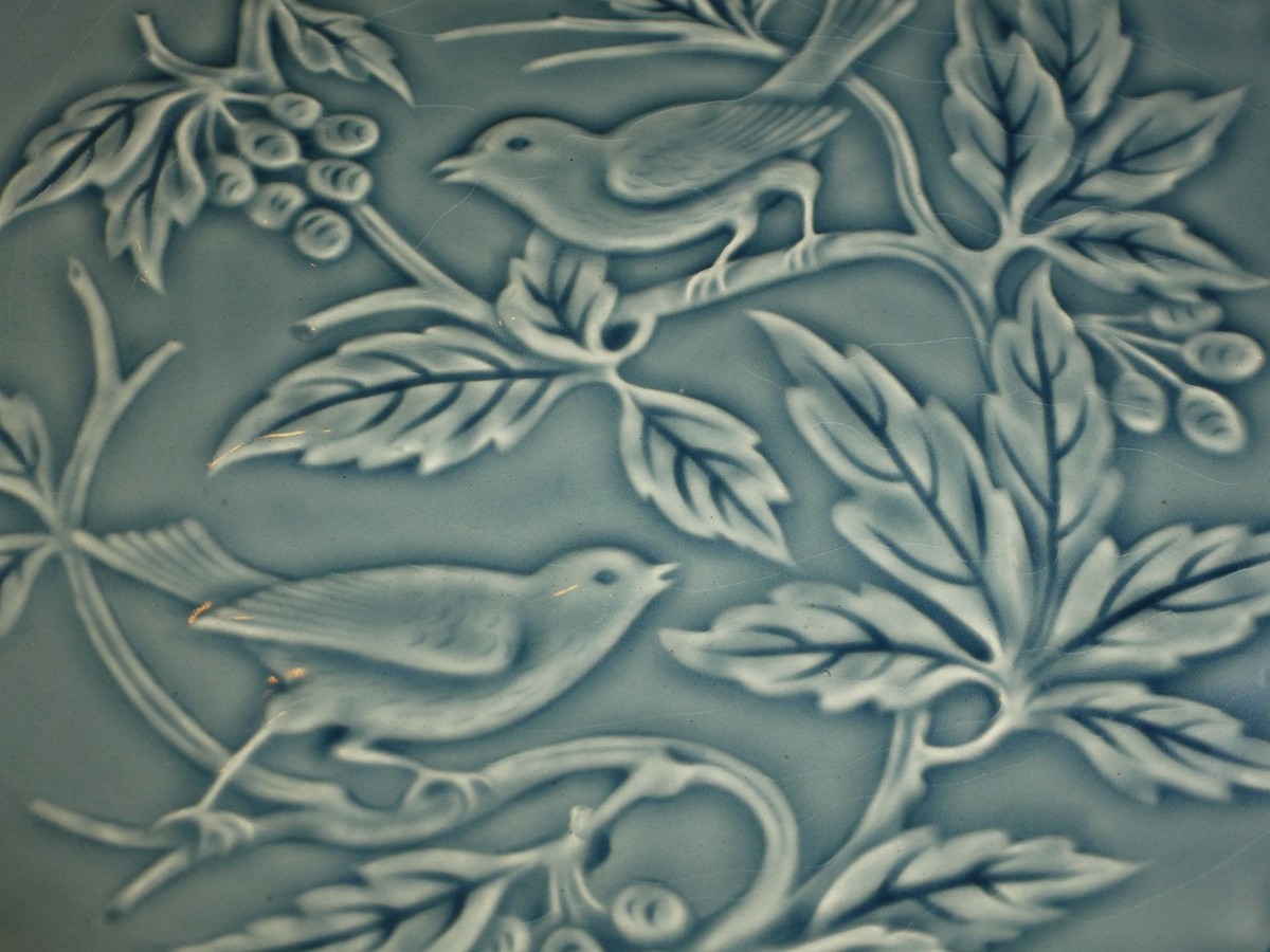 Dessous de plat ancien Saint Amand oiseaux