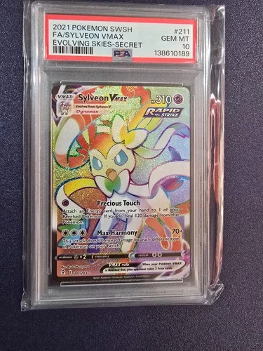 Pokémon Sylveon VMAX TCG Rainbow Secret Rare Card 211/203 Evolving Skies PSA 10
