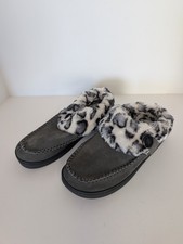 Earth Origins Grey Leopard Slippers Women's Size 9 M BRAND NEW
