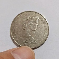 New Zealand 1984 50-Cent Coin - Collectible Vintage Foreign Currency