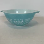 Vintage Pyrex 442 Amish Butterprint 1 1/2 Quart Turquoise Cinderella Mixing Bowl