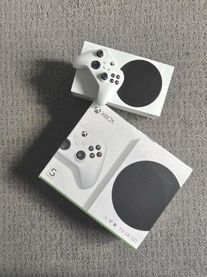 Xbox Series S 512GB   Top Zustand inkl. OVP & Controller (+ 3 Mon. Game Pass)