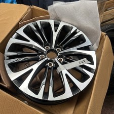 Genuine 18" Toyota Yaris Cross Grey Polished Alloy Wheel CMS1118-2 7J ET50 (2)