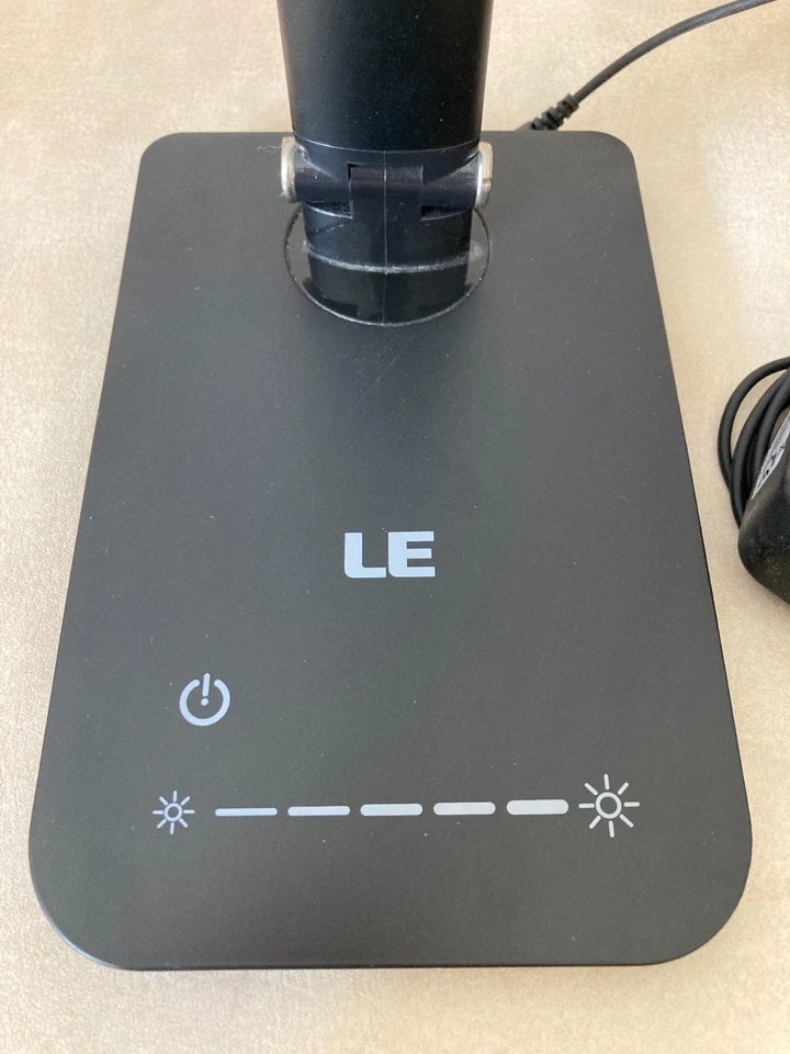 Lámpara de Escritorio LE Lighting Ever 3100012-DW Luz Negra LED Táctil Regulable Foto 4 de 4