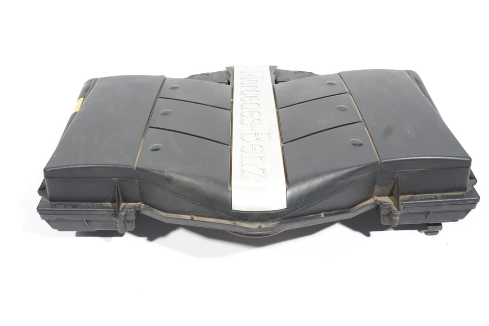 2003 - 2006 MERCEDES-BENZ E500 W211 AIR CLEANER ENGINE COVER 1120940004 OEM - Image 3 of 4
