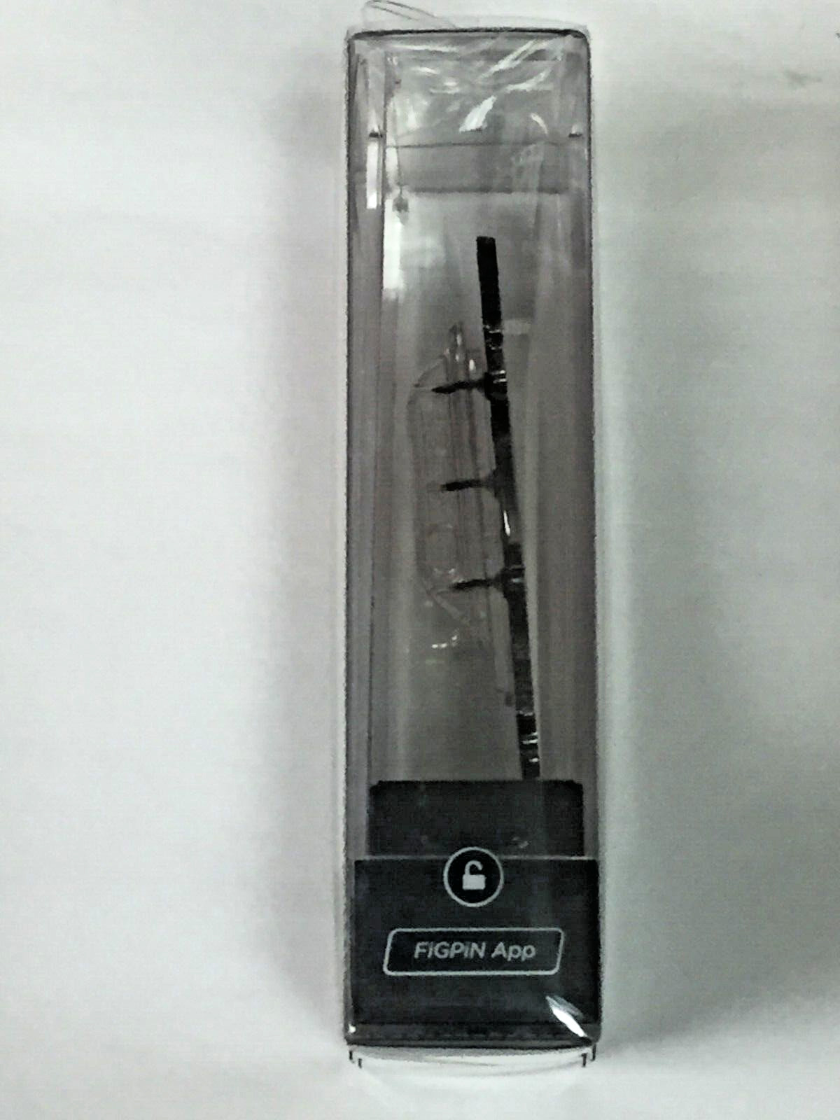 FiGPiN Chainsaw Man Makima #1389 2023 Retail Exclusive Locked Collectible Pin