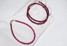 Ensemble de bijoux en pierres précieuses rubis et diamants artificiels...