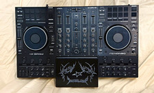 Lightly Used- Denon DJ PRIME 4 , Comes With Original Box and Cable