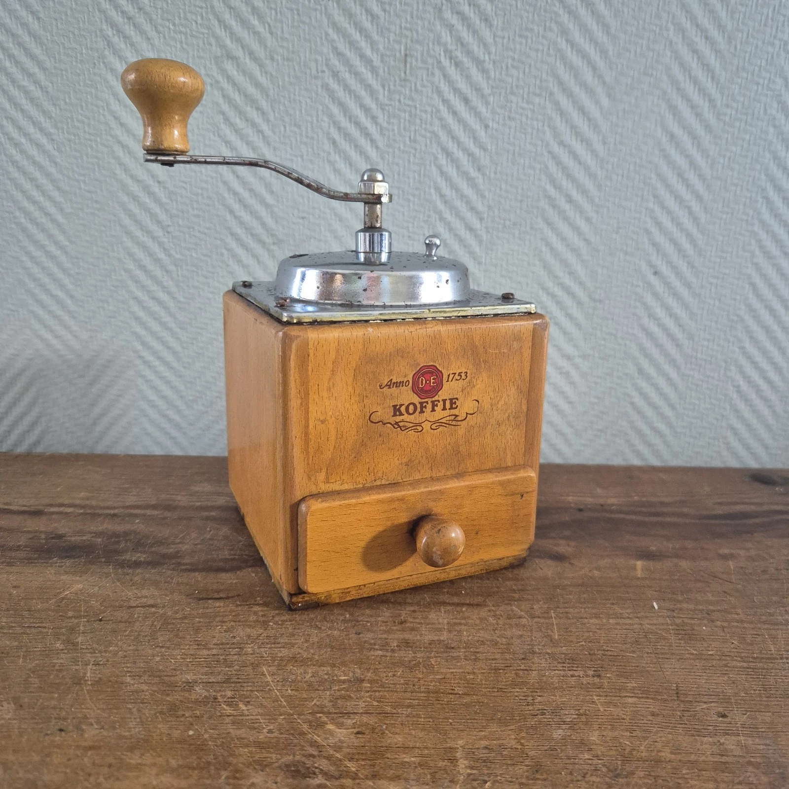 Vintage DE Douwe Egberts Coffee Grinder Table Model Coffee Grinder Coffee Gri...