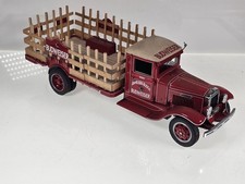 Danbury Mint 1:24 1938 Budweiser Delivery Truck Diecast Model Car with Box