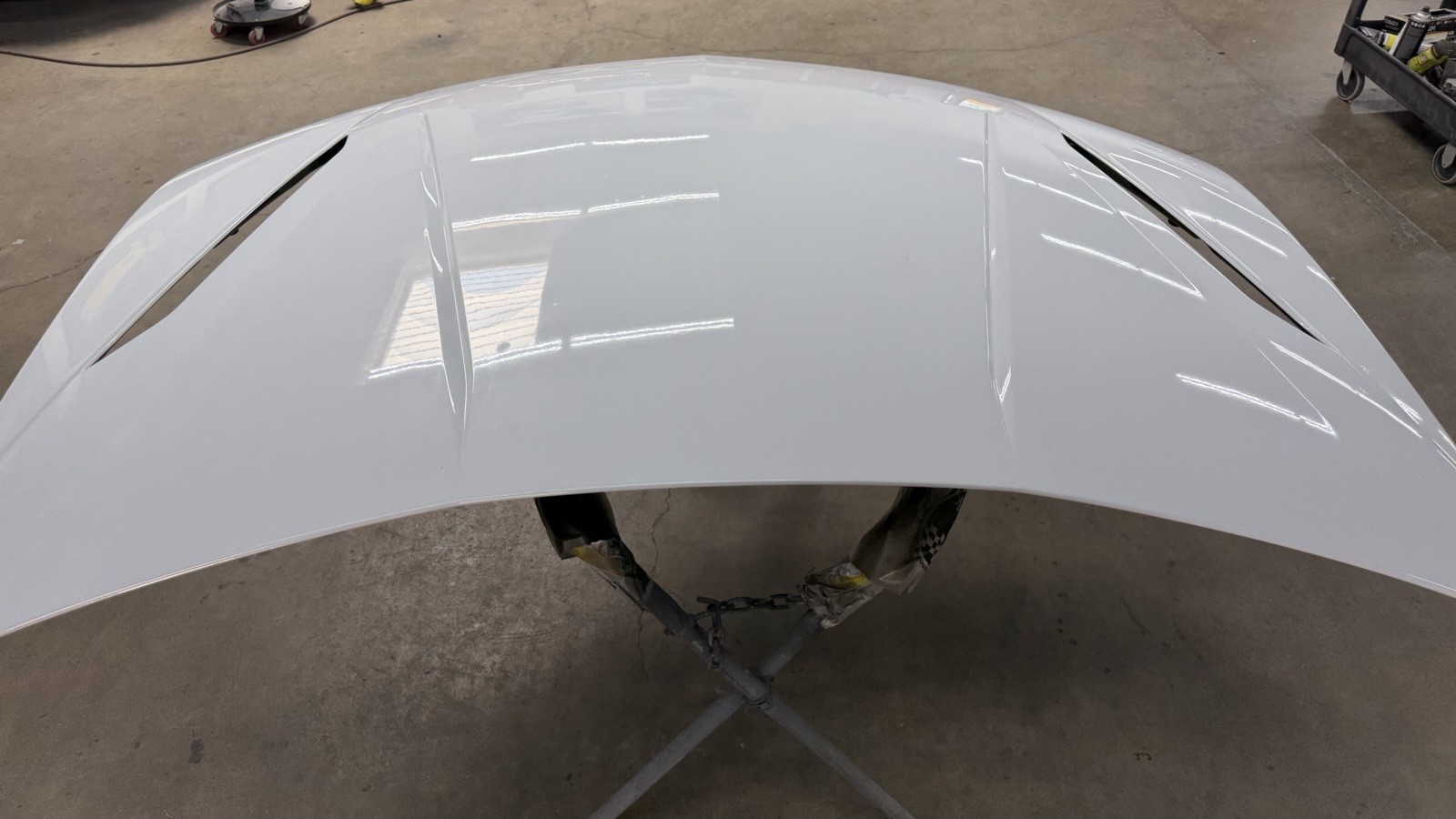 LAMBORGHINI URUS PREFROMANTE HOOD 4ML823029A OEM