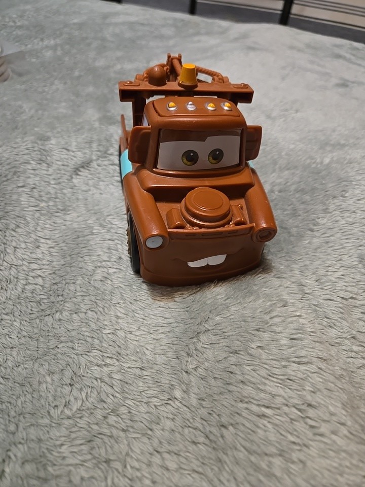 チック　ハウラー　カーズ　マテル　cars mattel Track Talkers Tow Mater Disney Pixar Cars Mattel 2020 Talking Tow