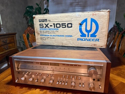 Pioneer SX-1050 AM/FM Stereo Receiver - Vintage