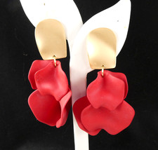 Pretty Red ROSE Petal Dangle Earrings Matte Gold Tone Tiered Flower Petals