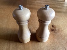 Beechwood 6” Salt And Pepper Mills, Brand New, Not In Original Packaging