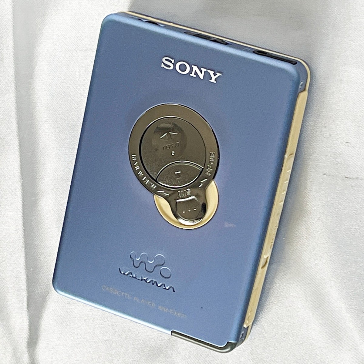 SONY WM-EX621 2001 Purple Walkman Vintage Cassette Player From