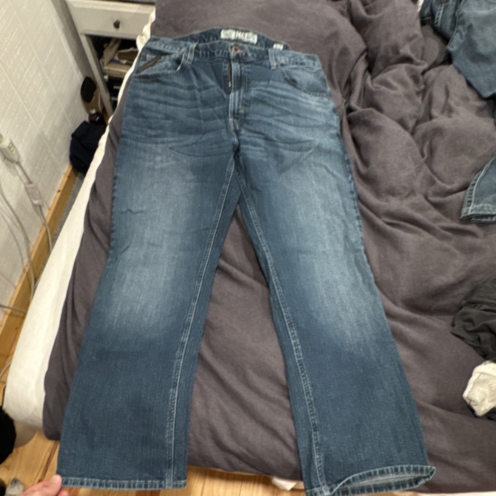 's M4 Relaxed Bootcut Jeans Blue Denim 5-pocket Design