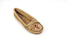 Minnetonka Thunderbird Moccasins sz 7.5 New Women Beaded Flat Suede Shoes