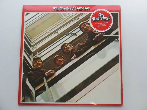 THE BEATLES 1962 - 1966  U.K. 1978 RED VINYL PRESSING  EXCELLENT