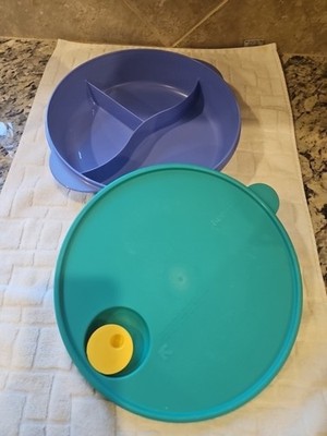 Tupperware Crystal Wave Divided Microwave Dish Blue 3284C Vented Lid Green 10 