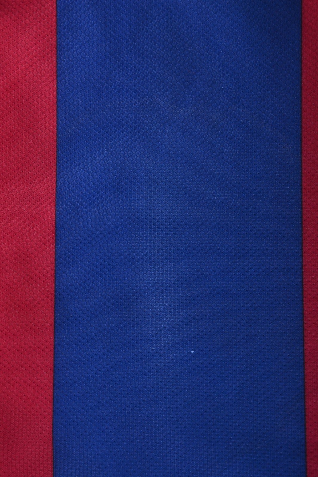 BARCELONA SPAIN 2010/2011 HOME FOOTBALL SHIRT NIKE SIZE S ADULT thumbnail 6