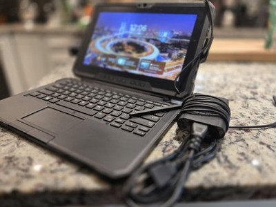 Dell Latitude 7220 Rugged 11.6'' Core i7-8665U 1.9GHz 16GB 1TB Win 11 Pro