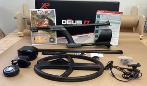 XP DEUS II WS6 Master FMF Metal Detector with 13x11" Coil – DEUS2-34FMFWS6E