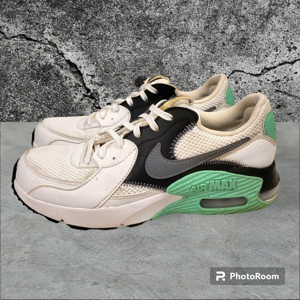 Size Nike Air Max Excee White Green Glow W for sale online - Main Image