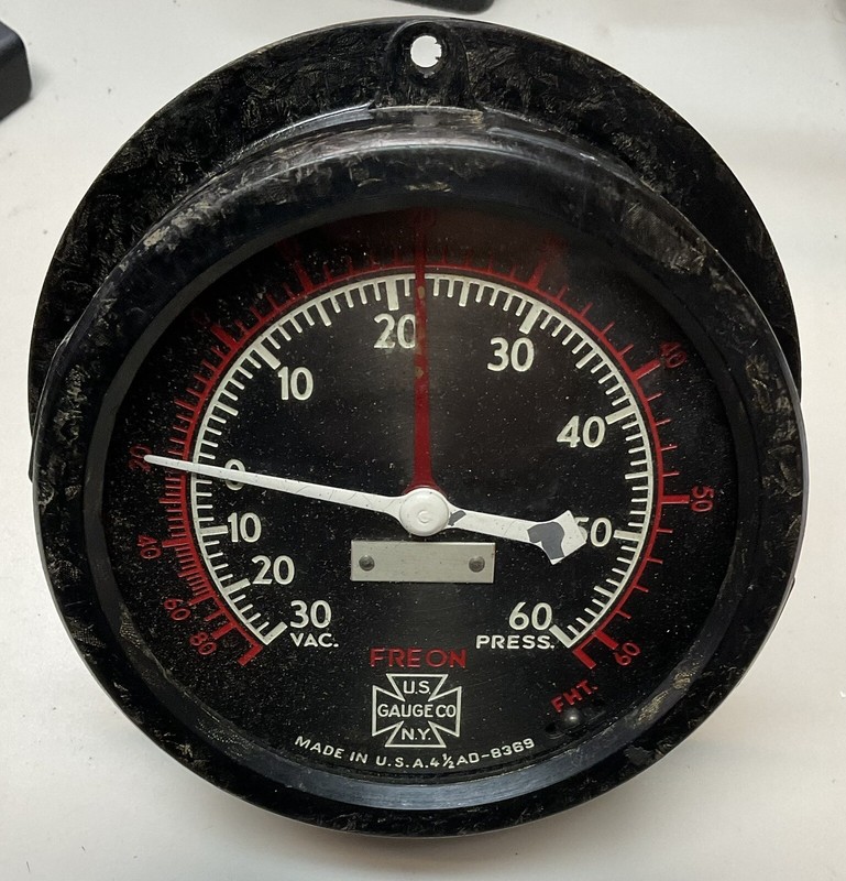 Vintage U.S. Gauge Co. Model AD-8369 Antique Meter  Freon Steam Punk 4 1/2 X 2”