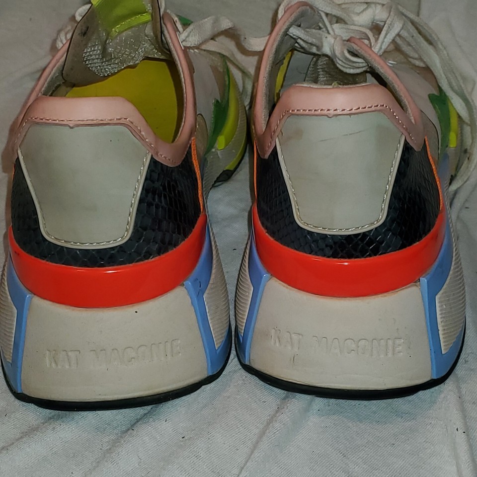 KAT MACONIE LACE UP ATHLETIC SNEAKERS SIZE 9WHITE/MULT COLOR WEDGE