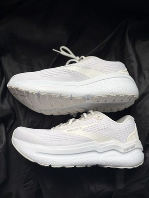Brooks Men's Ghost Max 2 Running and Walking Shoes Size 9 NEVER WORN