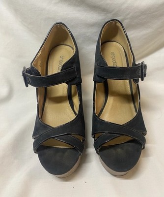 Shoedazzle Women s Black Open Toe Cork Wedge Heel Ankle Strap Buckle 8