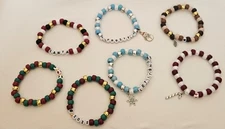 7 Pack Christmas Themed Kandi Singles W/ Charms