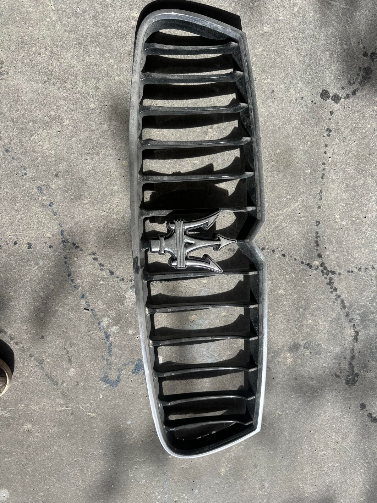 2015 Maserati Glibly S upper grille 