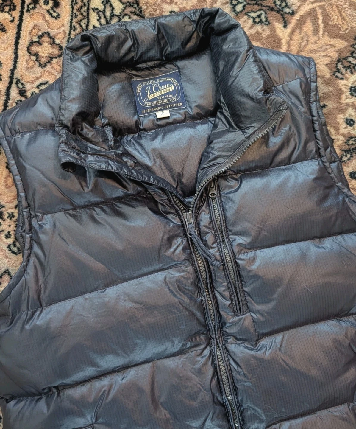 J Crew Puffer Down Vest Mens Small Navy Quilted Insulated Sleeveless Lightweight