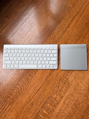 Apple Wireless Keyboard A1255 + Magic Trackpad A1339 Bluetooth Bundle
