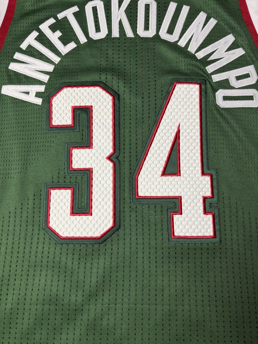 MITCHELL & NESS AUTHENTIC MILWAUKEE BUCKS XL $325 GIANNIS