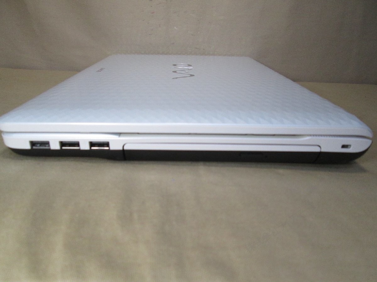 Sony Vaio VPCEH38FJ/W Core i5-2450M HDD 500GB RAM 8GB 15.5 Inch