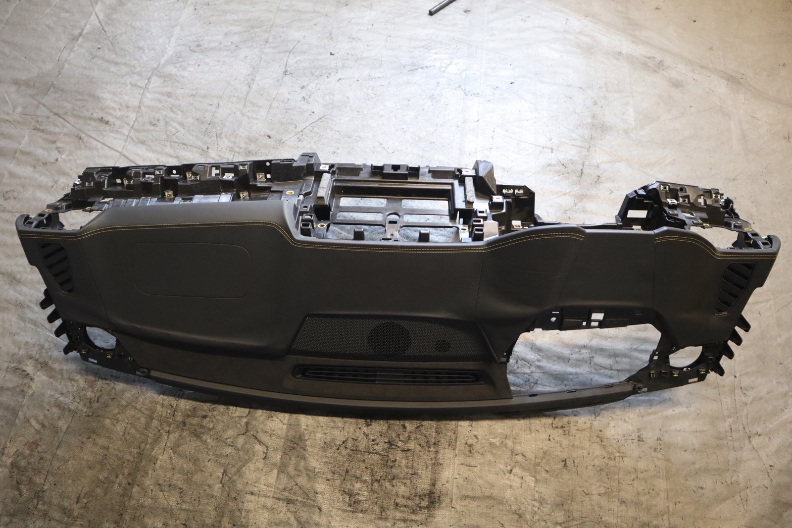 2018 2019 LAMBORGHINI URUS 4.0L OEM COMPLETE INTERIOR DASHBOARD SKIN ASSY
