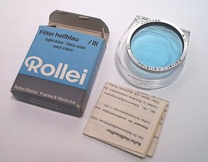 ROLLEI ROLLEIFLEX BAY III LIGHT BLUE FILTER W/ PLASTIC CASE - MINTY CLEAN IN OB