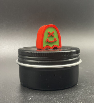 WKRMN Ghosty Red/Green Glow PVC EDC Zipper Pull Bead