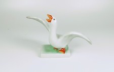 HEREND, WHITE GOOSE BIRD WIH OPEN WINGS, HANDPAINTED PORCELAIN FIGURINE B170 