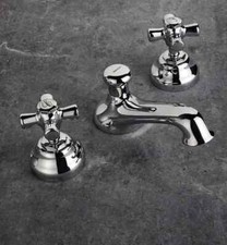 Signorini Rubinetterie Antique Series sink fa...